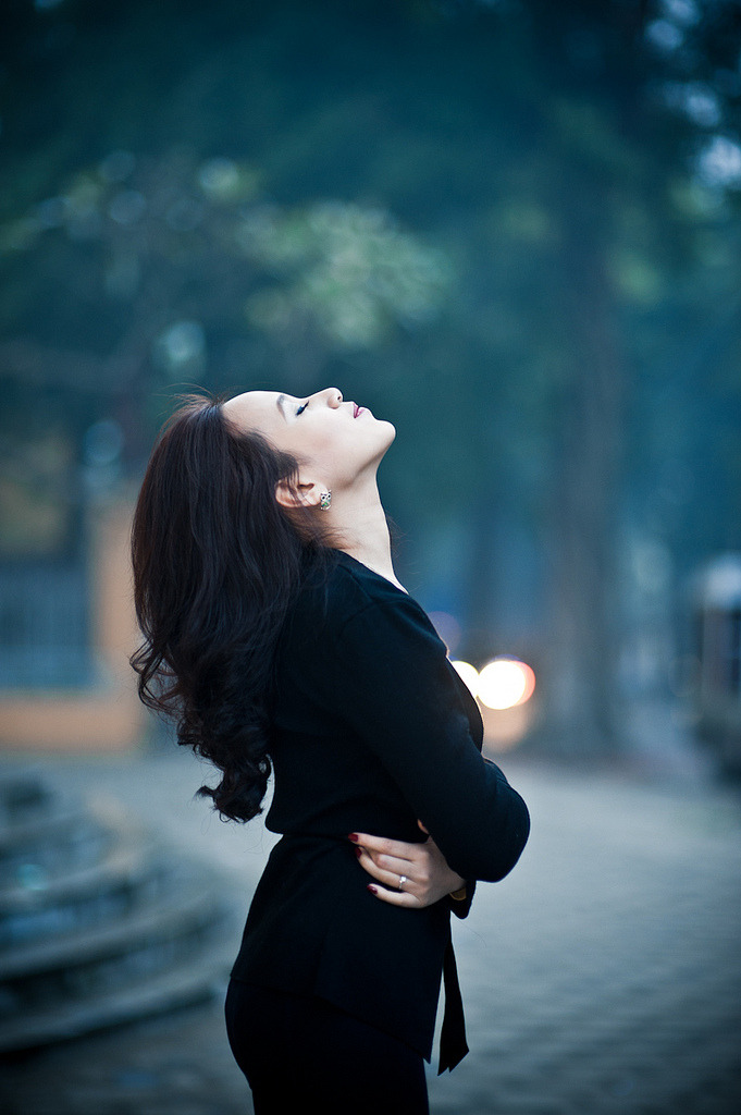 《女友的妈妈2》中字头歌词是什么